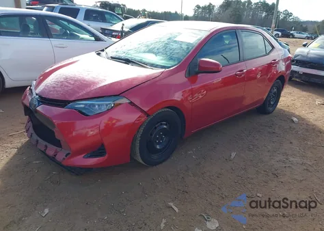 2017 Toyota Corolla Le z USA, uszkodzony, nr VIN 2T1BURHEXHC891627